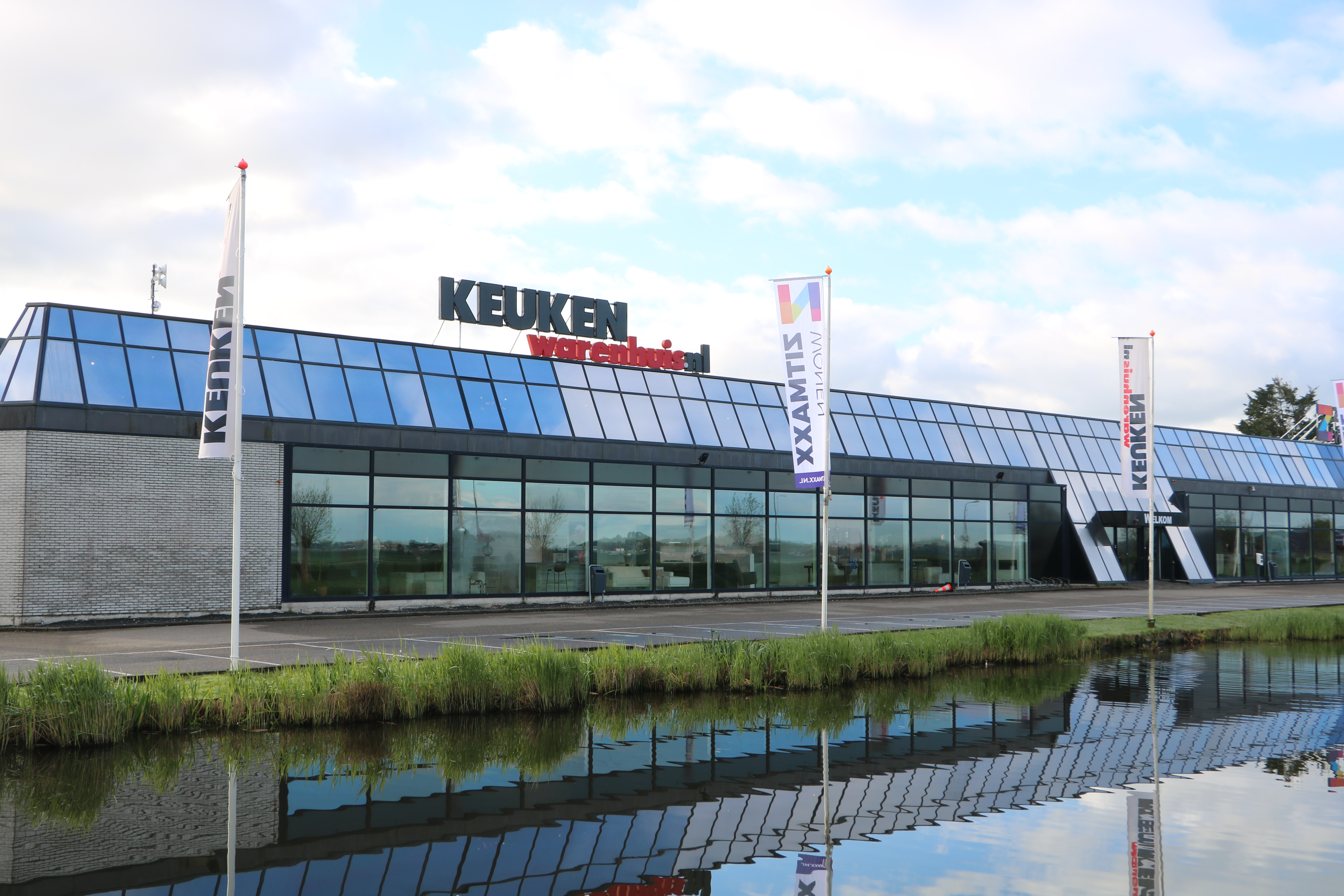 Keukenshowroom van Keukenwarenhuis.nl, bekijk hier de keukentrends van 2027