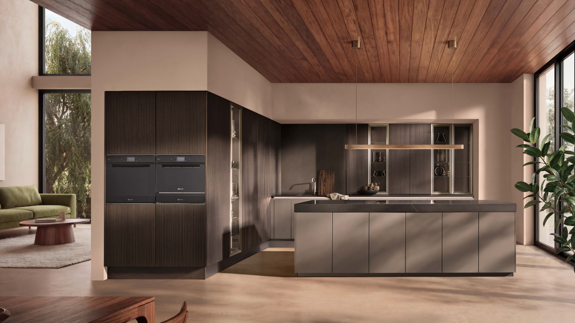 Bruine keuken met kookeiland, donker houten fronten en luxe moderne uitstraling