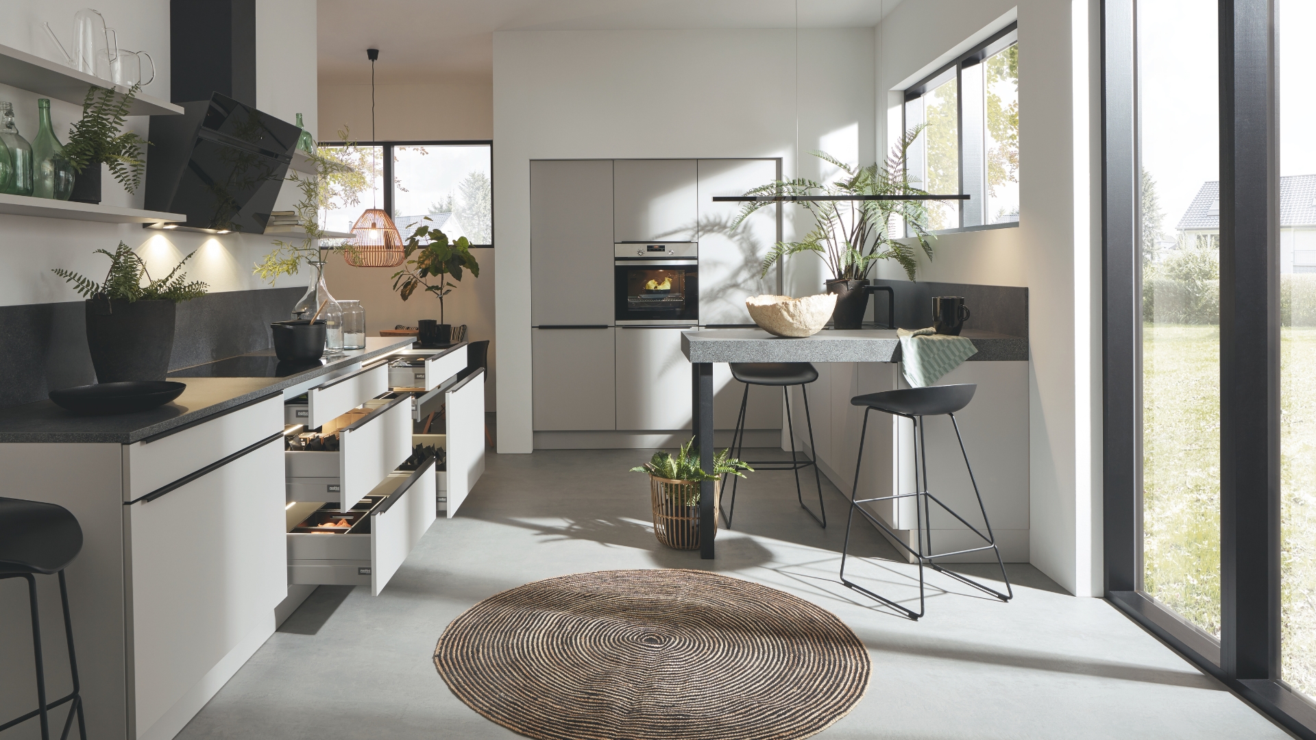 Grijze module keuken