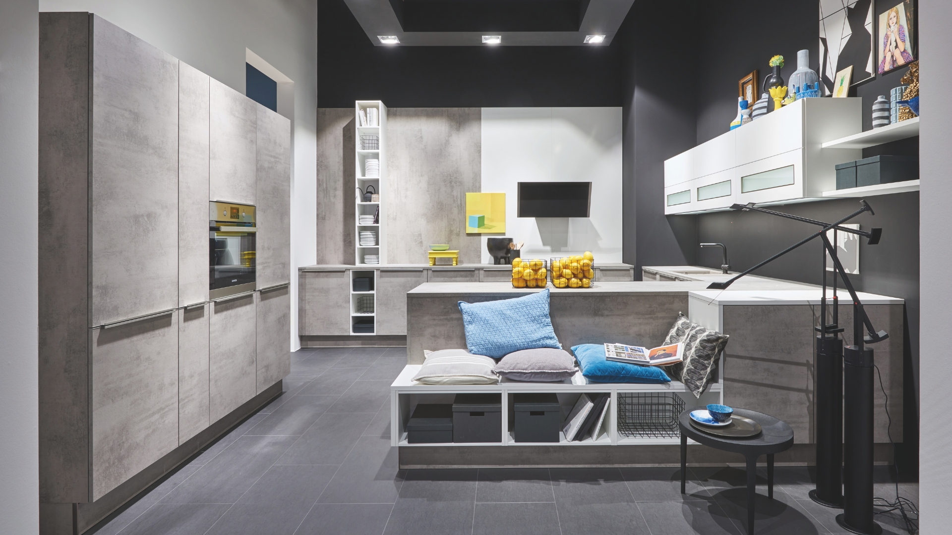 Betonlook showroom keuken