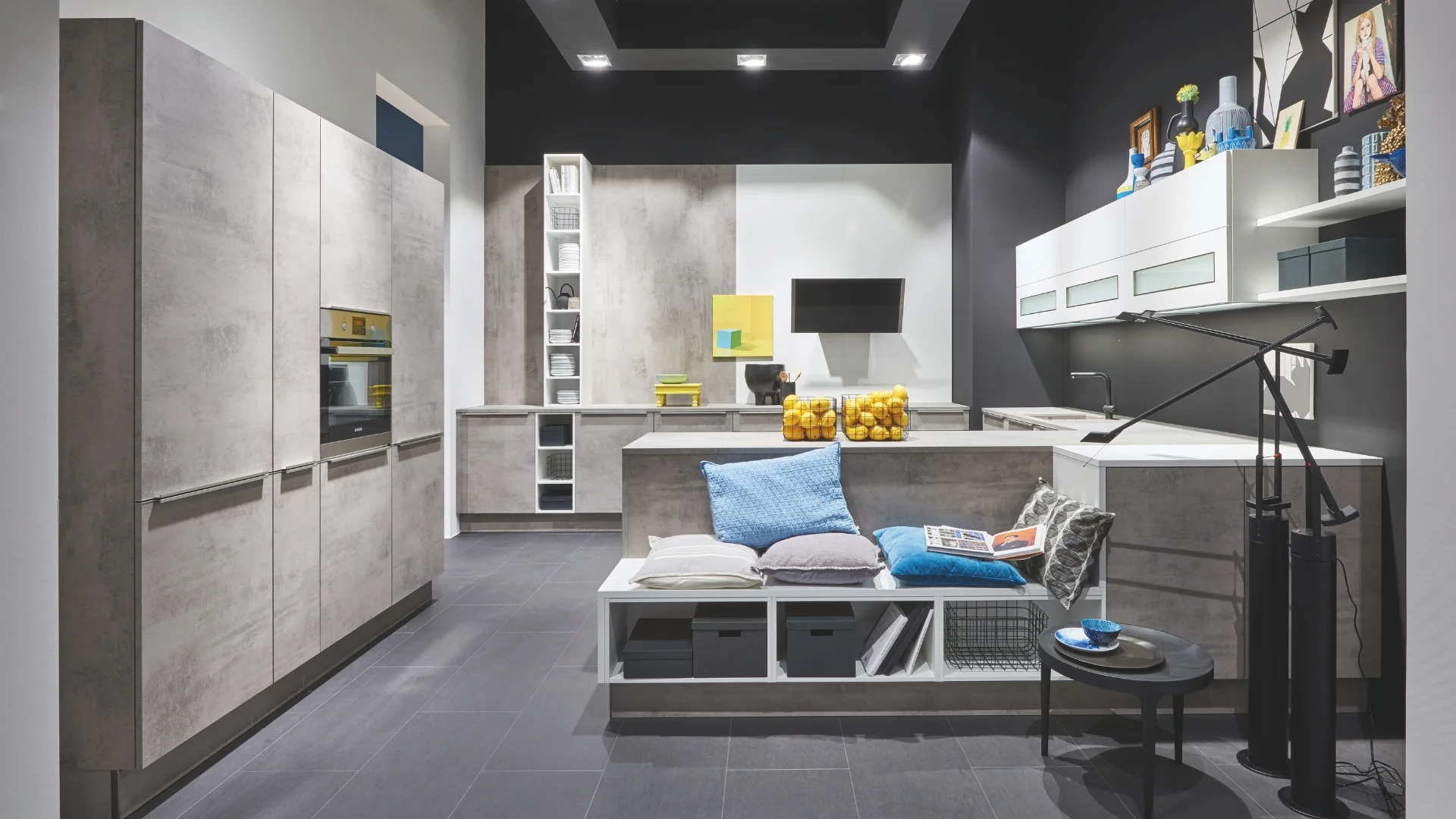 Betonlook showroom keuken