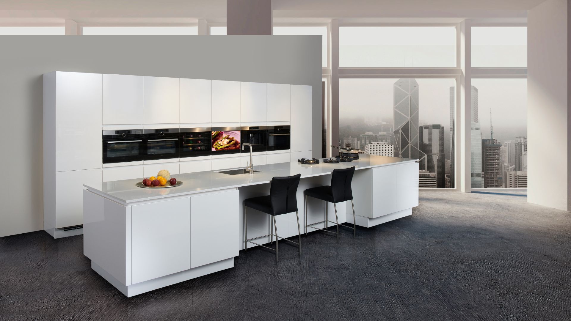 Luxe hoogglans witte showroomkeuken met kookeiland in de showroom van Keukenwarenhuis.nl in Ter Aar