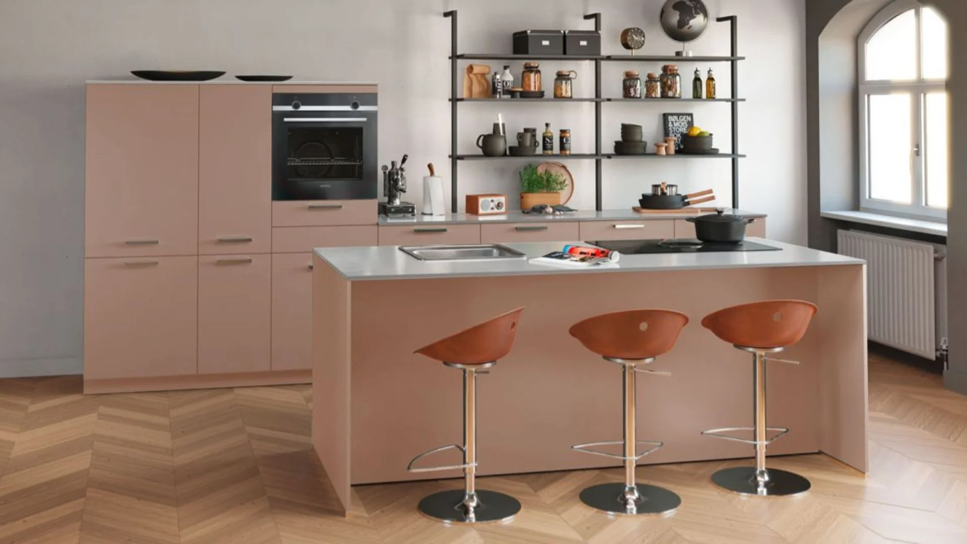 Zalmroze eilandkeuken