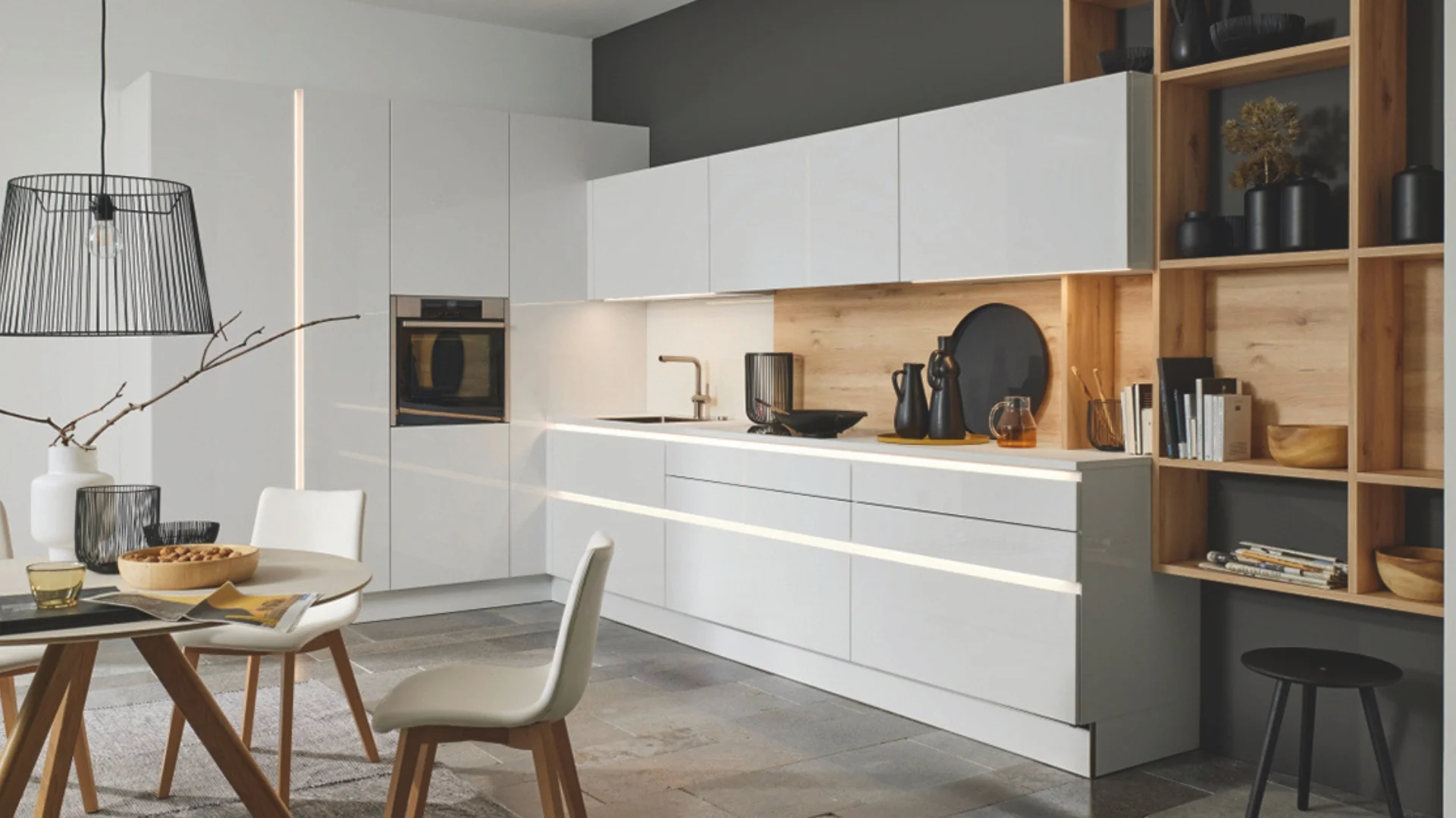 Moderne witte hoekkeuken