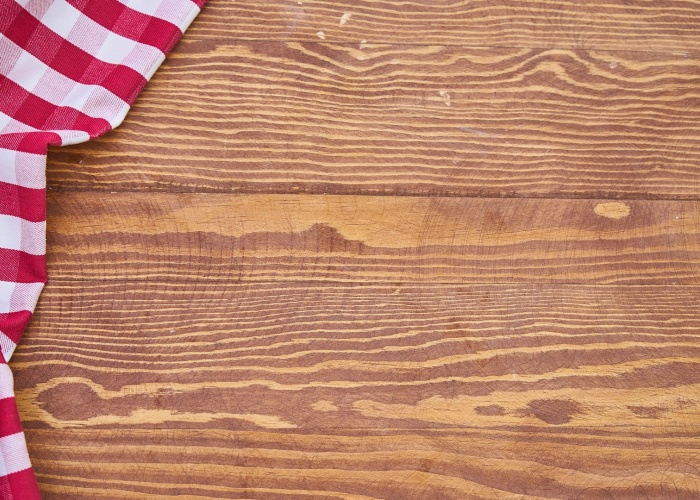 Houten aanrechtblad schoonmaken |Tips om veilig en efficiënt je houten keukenblad te reinigen