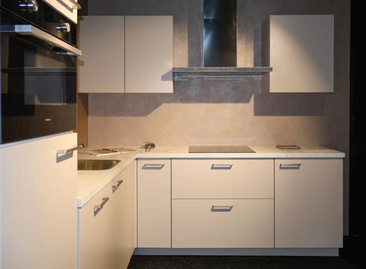 Actie Keuken Corrie 128