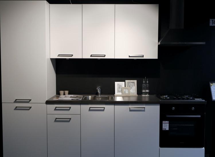 Actie Keuken Lieke 140