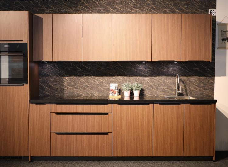 Jubileum Keukendeal 66