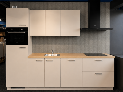 Pantry Keuken Lisa 123