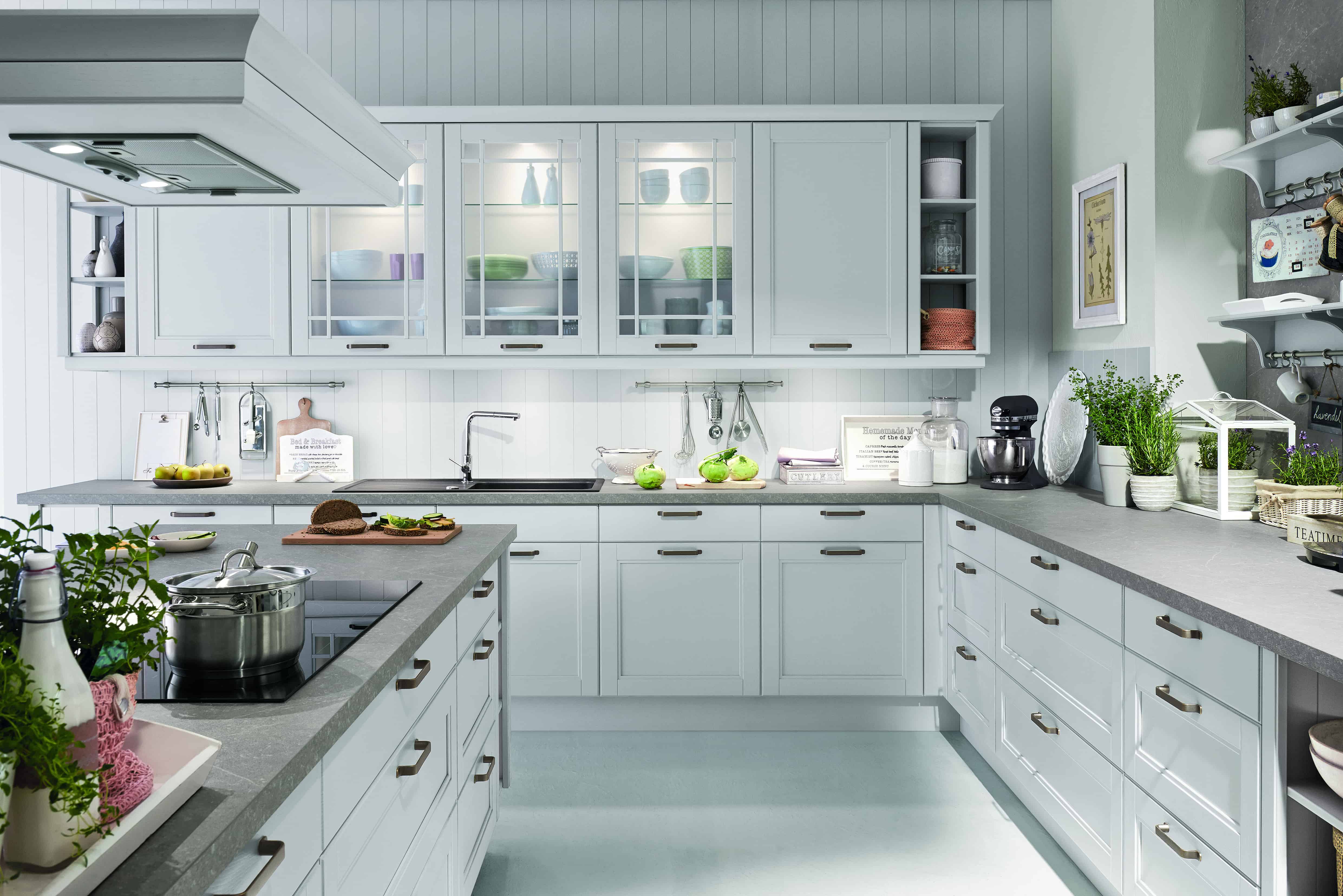 OLD FASHIONED KITCHEN OLD FASHIONED KITCHEN