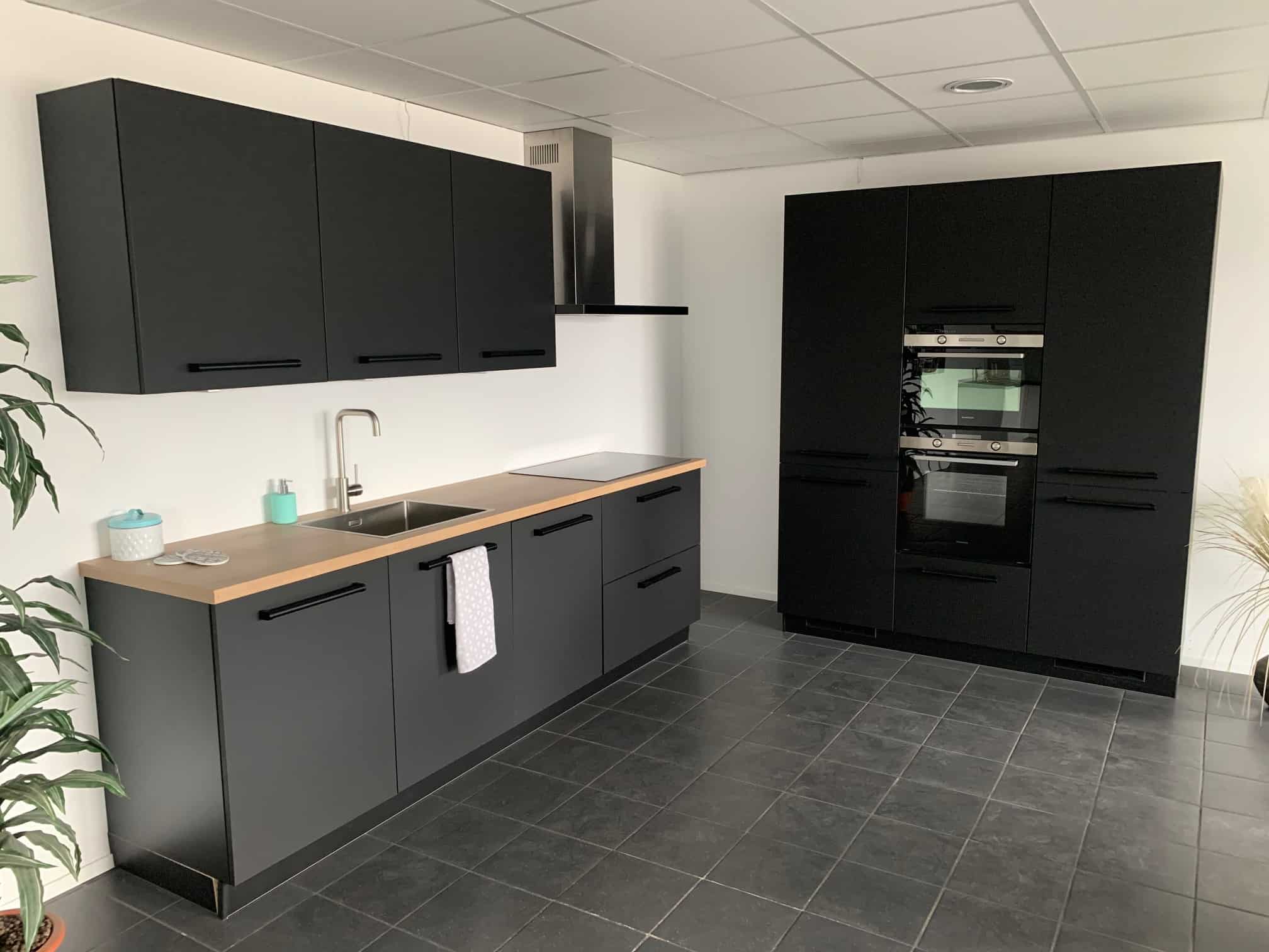 Showroomkeuken Westkanaalweg Showroomkeuken Westkanaalweg